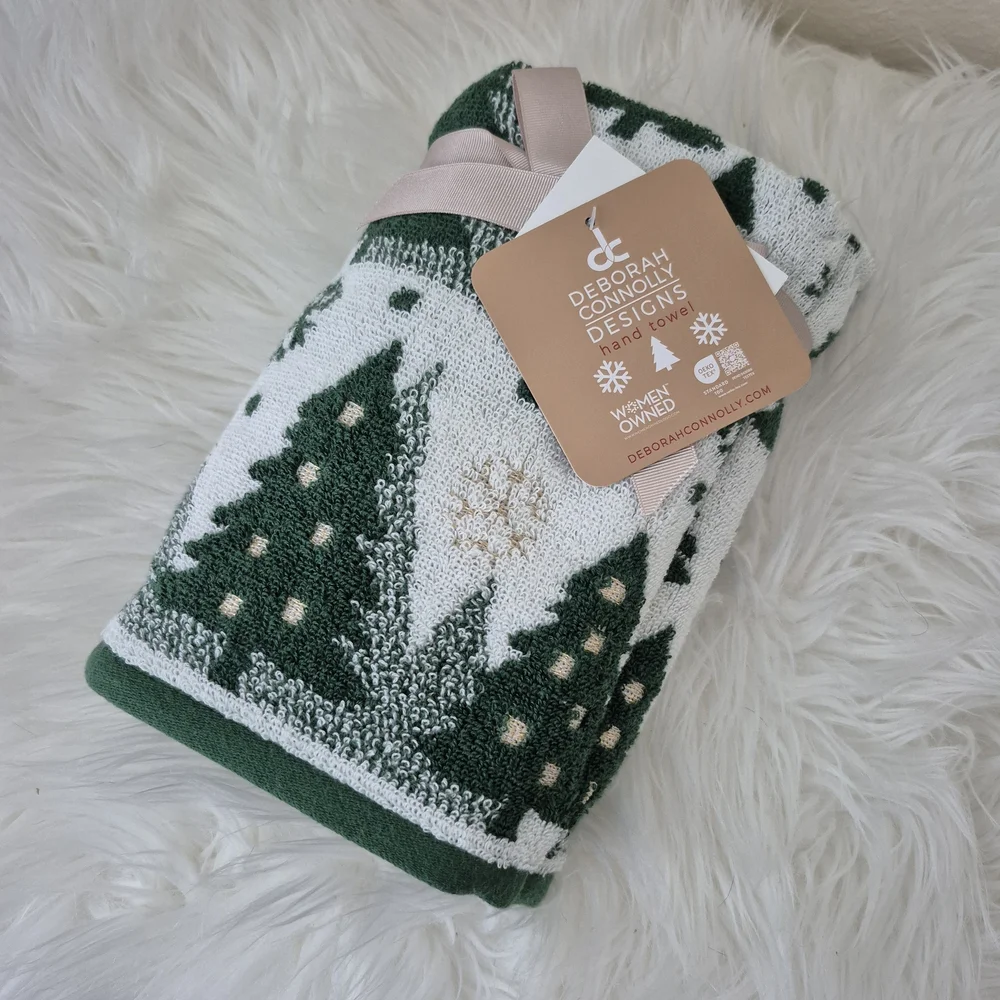 Deborah Conolly Christmas Green and White Hand Towels (set of 2pc)